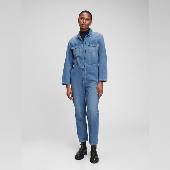 GAP Pants - Gap Denim Long Sleeve Jumpsuit Size 6
